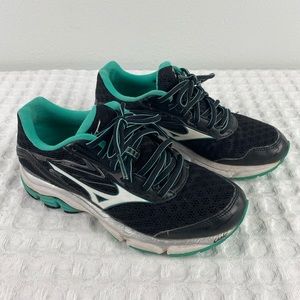 Mizuno Wave Inspire 12 Sneakers Size 6
